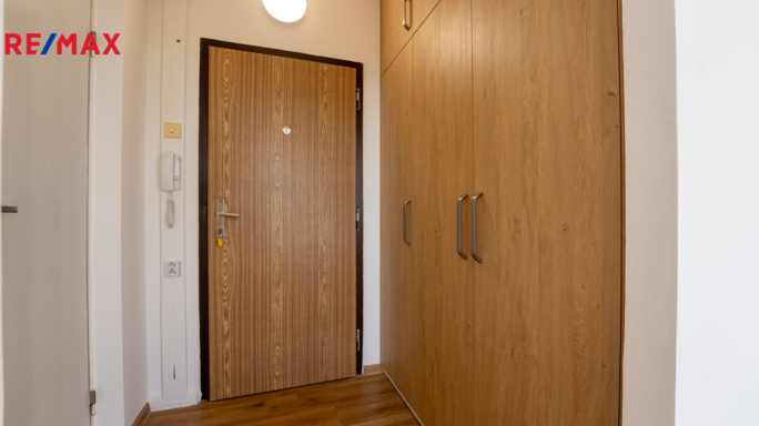 Pronájem bytu 1+1, 31,7 m2, Hodonín - obrázek 10