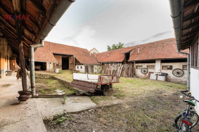 Prodej zemědělské usedlosti, 1208 m2, Rájec-Jestřebí - obrázek 14