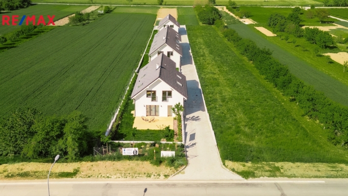 Prodej rodinného domu, 151 m2, Lysice - obrázek 63