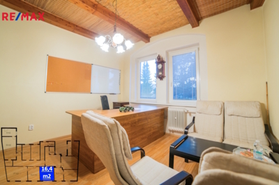 3143900.jpg 3143900.jpg