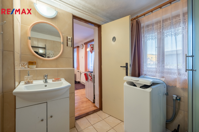 3065984.jpg 3065984.jpg