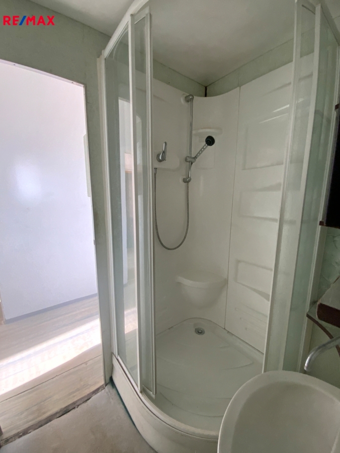 3069048.jpg 3069048.jpg