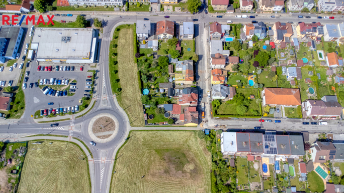 2813579.jpg 2813579.jpg