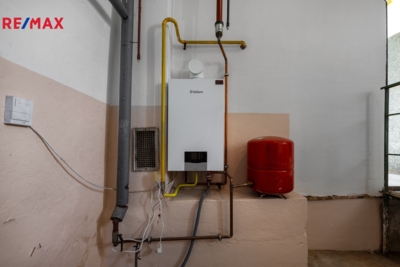 2952783.jpg 2952783.jpg