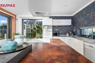 3073077.jpg 3073077.jpg