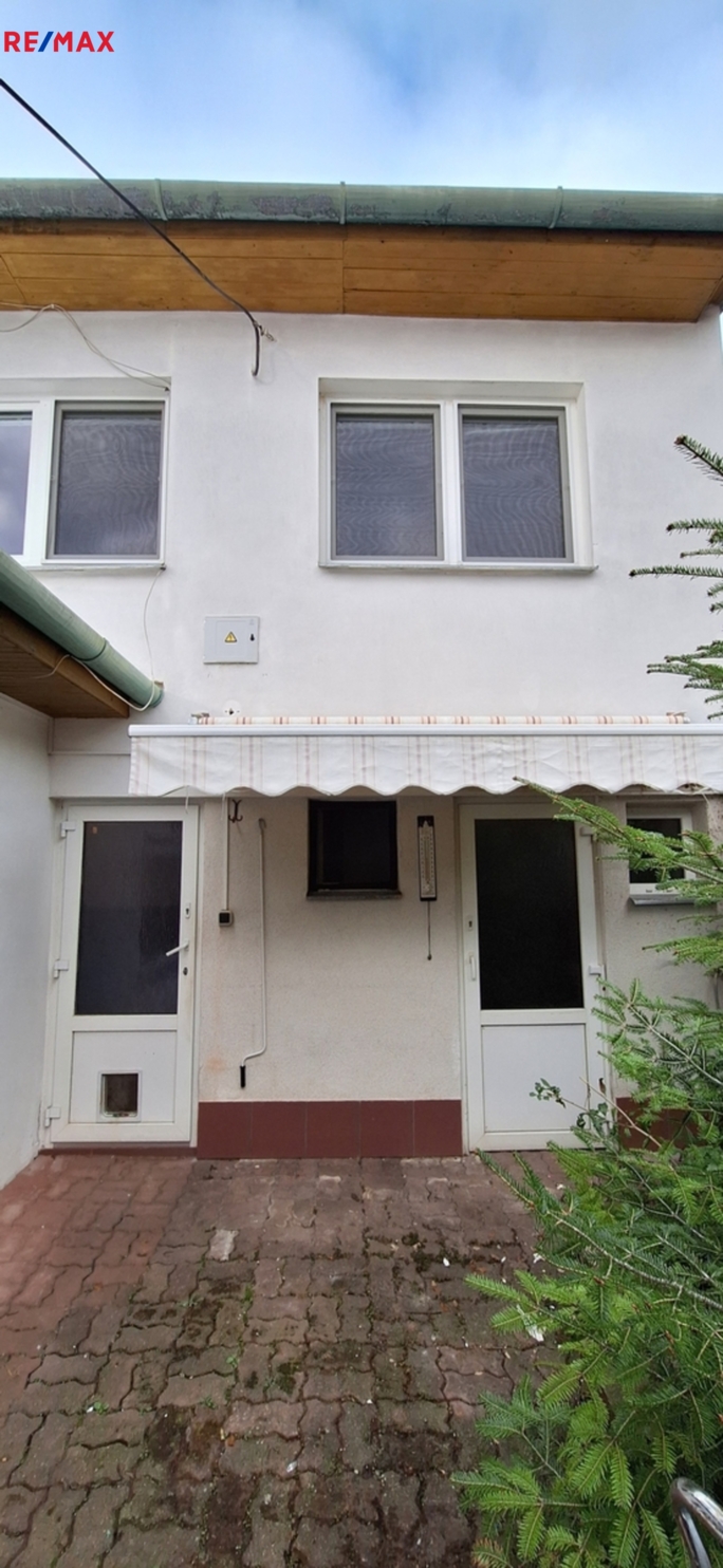 3035492.jpg 3035492.jpg