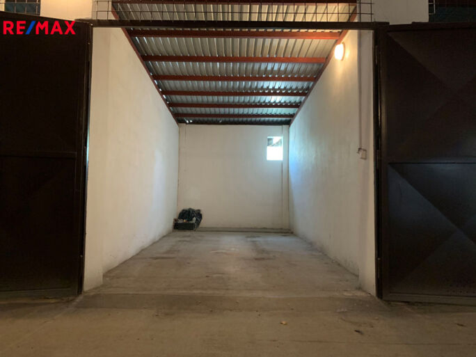 Pronájem garáže, 18 m2, Brno - obrázek 1