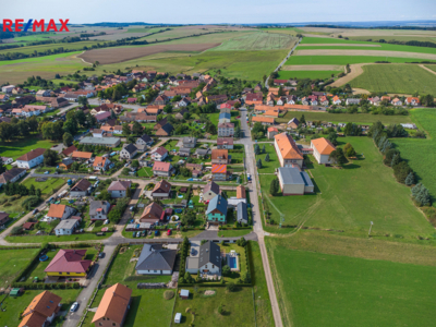 3076506.jpg 3076506.jpg