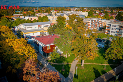 3050365.jpg 3050365.jpg