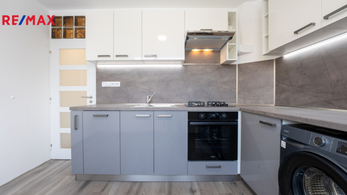 Pronájem bytu 4+1, 85 m2, Brno - obrázek 1