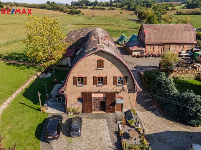 Prodej rodinného domu, 750 m2, Řehlovice