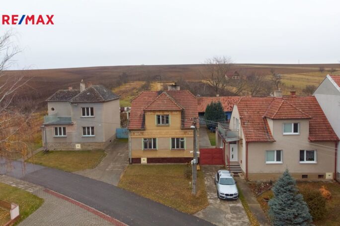 Prodej rodinného domu, 92 m2, Těmice - obrázek 2