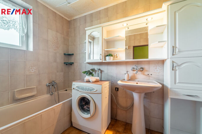 Prodej rodinného domu, 348 m2, Drnovice - obrázek 8