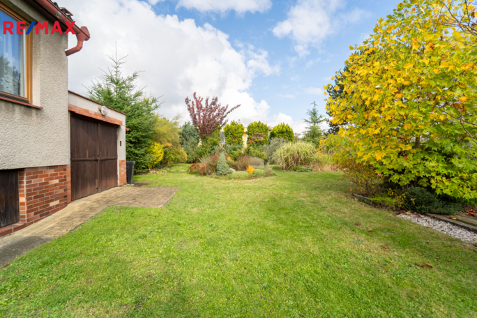 3048517.jpg 3048517.jpg