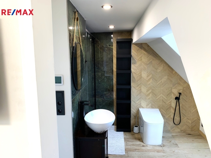 3030163.jpg 3030163.jpg