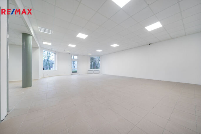 2615760.jpg 2615760.jpg