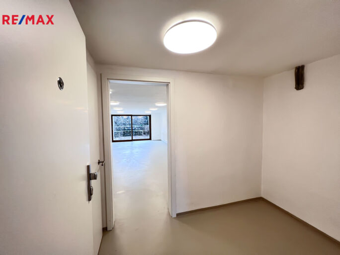 Pronájem bytu 2+kk, 80 m2, Brno - obrázek 3