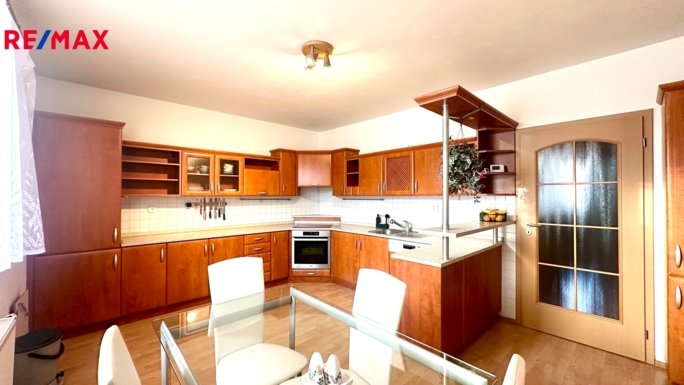 Pronájem bytu 3+1, 83 m2, Černá Hora