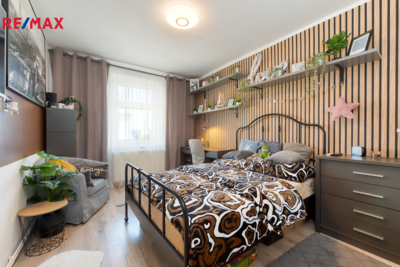 2813561.jpg 2813561.jpg