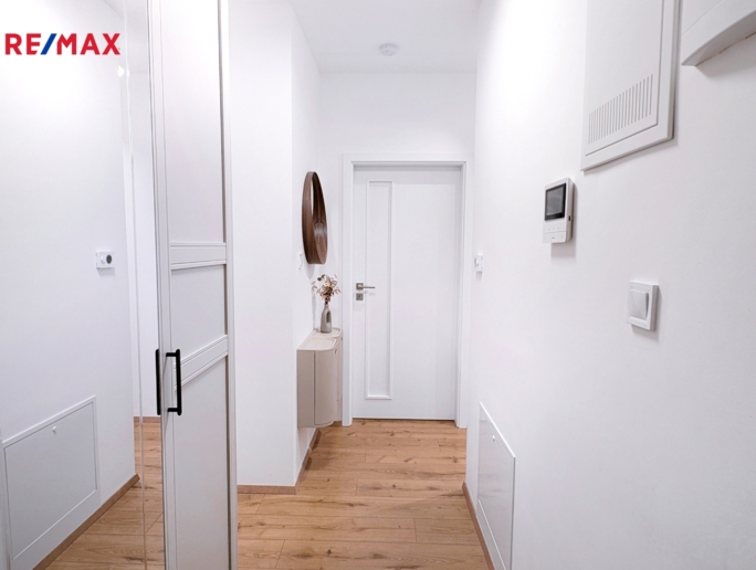 3072648.jpg 3072648.jpg