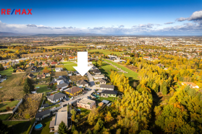 3073175.jpg 3073175.jpg