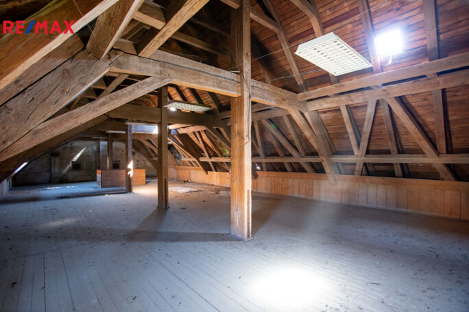 Prodej komerčního objektu, 400 m2, Bučovice - obrázek 3