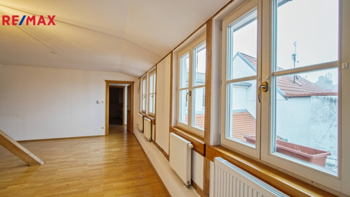 Pronájem bytu 3+kk, 105 m2, Znojmo - obrázek 3