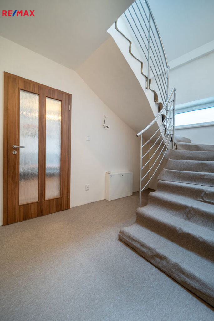 Prodej rodinného domu, 180 m2, Rousínov - obrázek 16