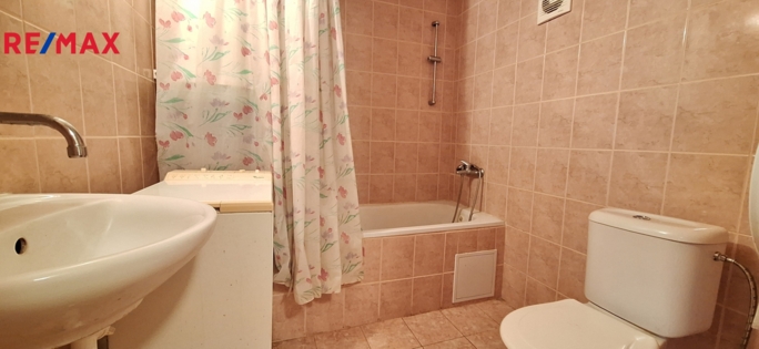 2951282.jpg 2951282.jpg