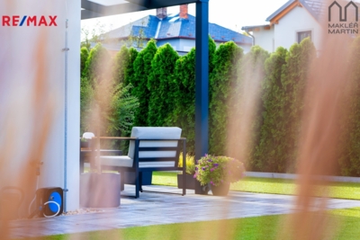 3084204.jpg 3084204.jpg