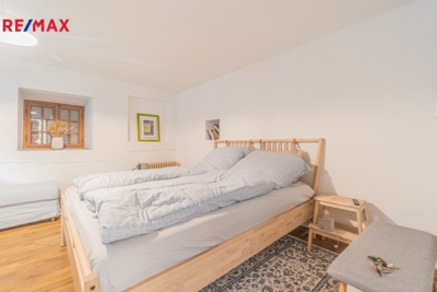 2952281.jpg 2952281.jpg