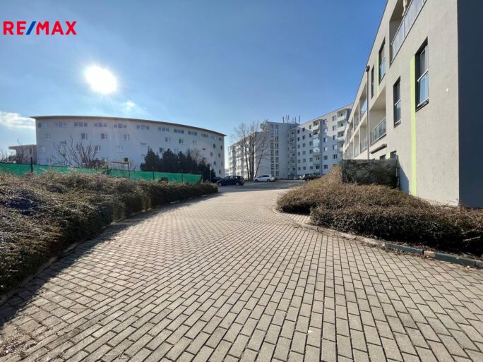 Pronájem garážového stání, 15 m2, Brno - obrázek 6