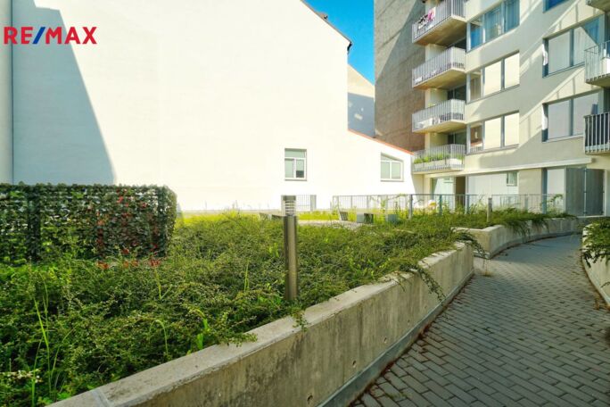 Pronájem bytu 1+kk, 58 m2, Brno - obrázek 12