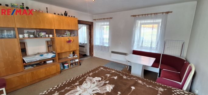 2951277.jpg 2951277.jpg