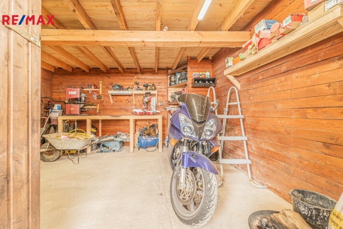 3036345.jpg 3036345.jpg