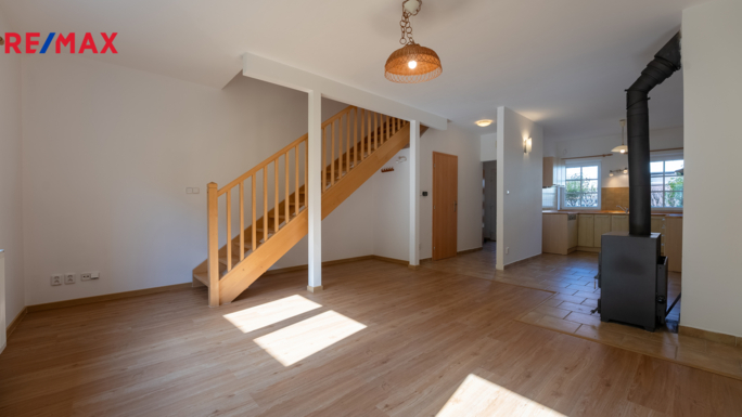 Pronájem bytu 3+kk, 87 m2, Kanice