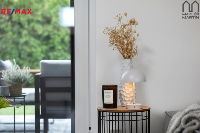 3084195.jpg 3084195.jpg