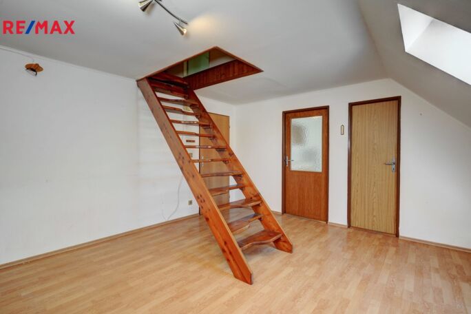 Prodej bytu 3+1, 92,2 m2, Bavory - obrázek 4