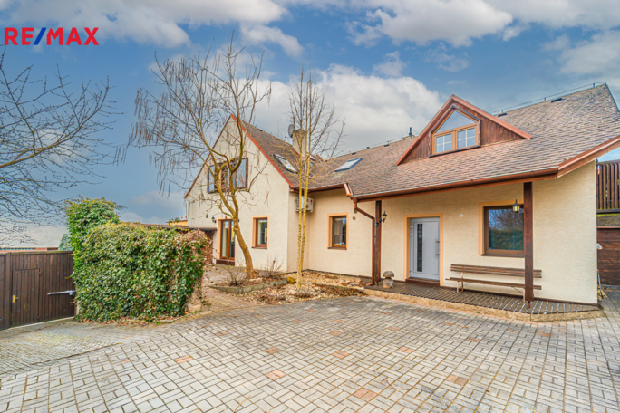 Prodej rodinného domu, 165 m2, Kosmonosy