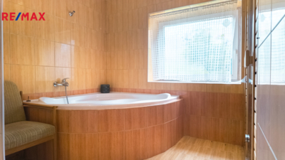 2985787.jpg 2985787.jpg