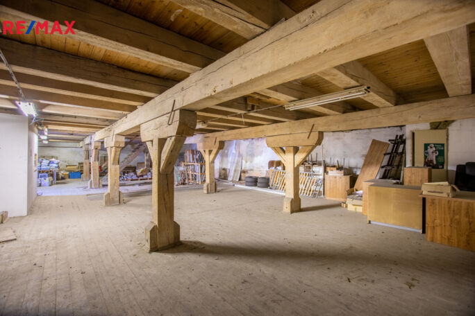 Prodej komerčního objektu, 400 m2, Bučovice - obrázek 2