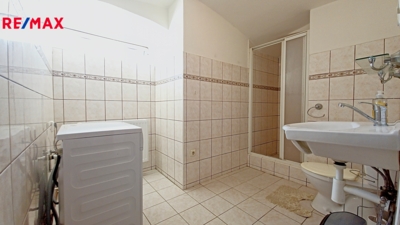 3000025.jpg 3000025.jpg