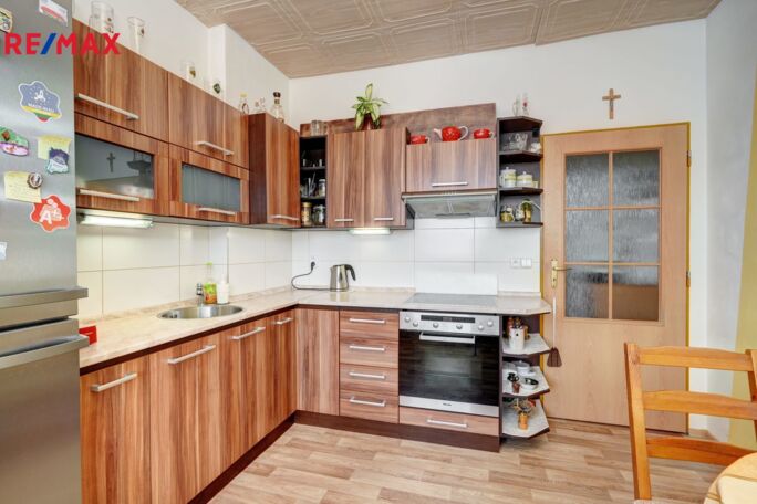 Prodej bytu 3+1, 91 m2, Bukovina - obrázek 2