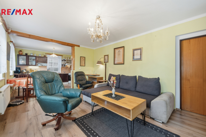 3070736.jpg 3070736.jpg