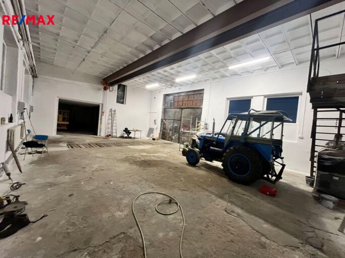Pronájem výrobního prostoru, 250 m2, Dobrá Voda