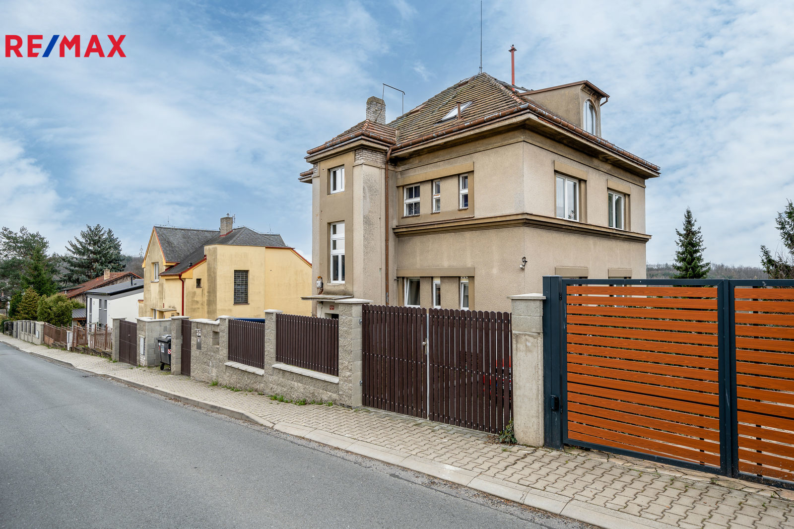 Prodej činžovního domu, 340 m2, Praha